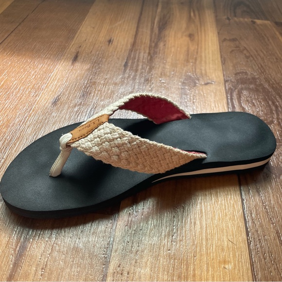 Women's LL Bean Maine Isle Flip Flop Sandals, Woven Cream Braided Strap - Picture 6 of 16